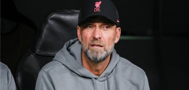 ليفربول يتجاهل رغبة كلوب في تجديد عقد لاعب الفريق